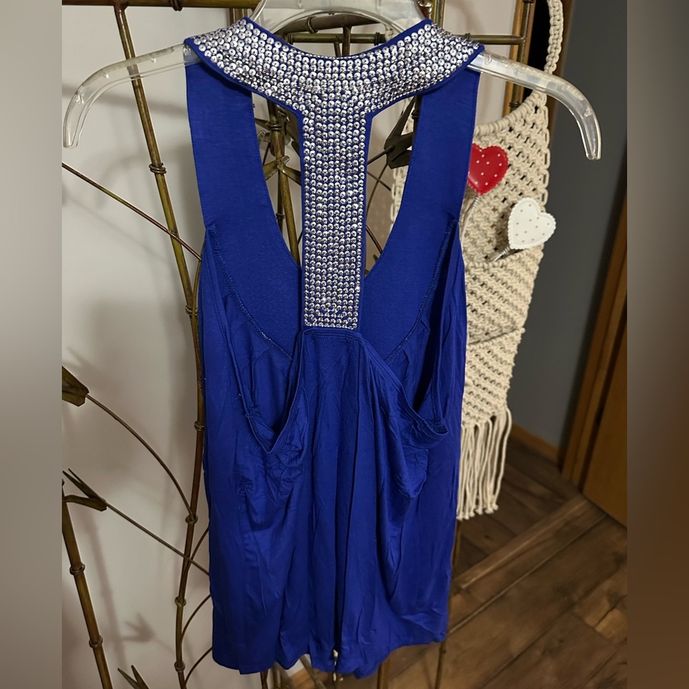 Charming Charlie T-Back Embellished Tank Top.  NWOT L - Picture 5 of 8